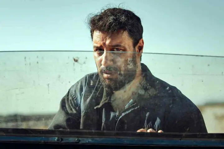 Javad Ezzati Berg برنده "Wild"