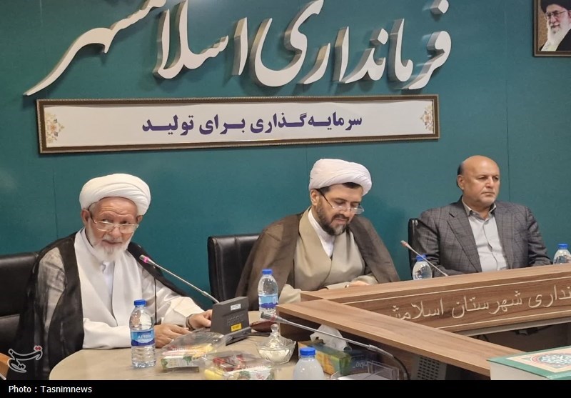 اسلامشهر خواستار حفظ و تقویت دانشگاه پیام‌نور شد