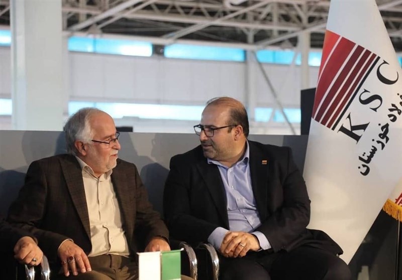 بازدید معاون اقتصادی سپاه پاسداران از غرفه فولاد خوزستان