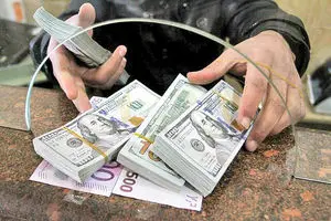مذاکرات به تعویق افتاد دلار را لمس کرد.