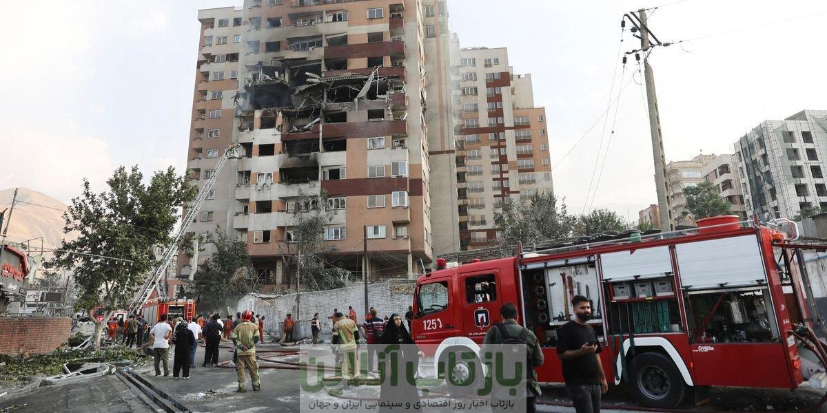 یک گوینده رادیو: در این ساعات هر لحظه دلمان بین مردم است