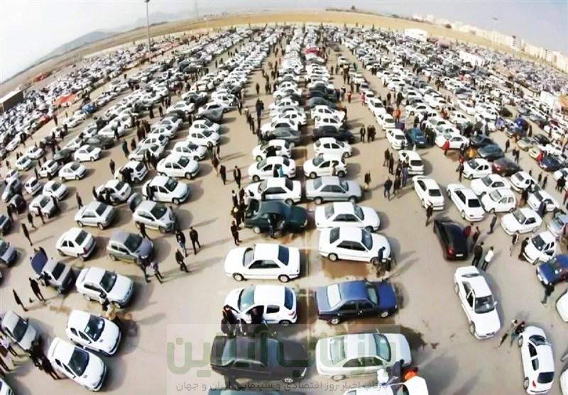 کاهش تقاضا در بازار خودرو؛ زنگ خطر رکود برای خودروسازان