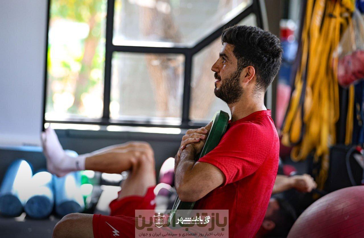 غیبت ستاره پرسپولیس مقابل فولاد