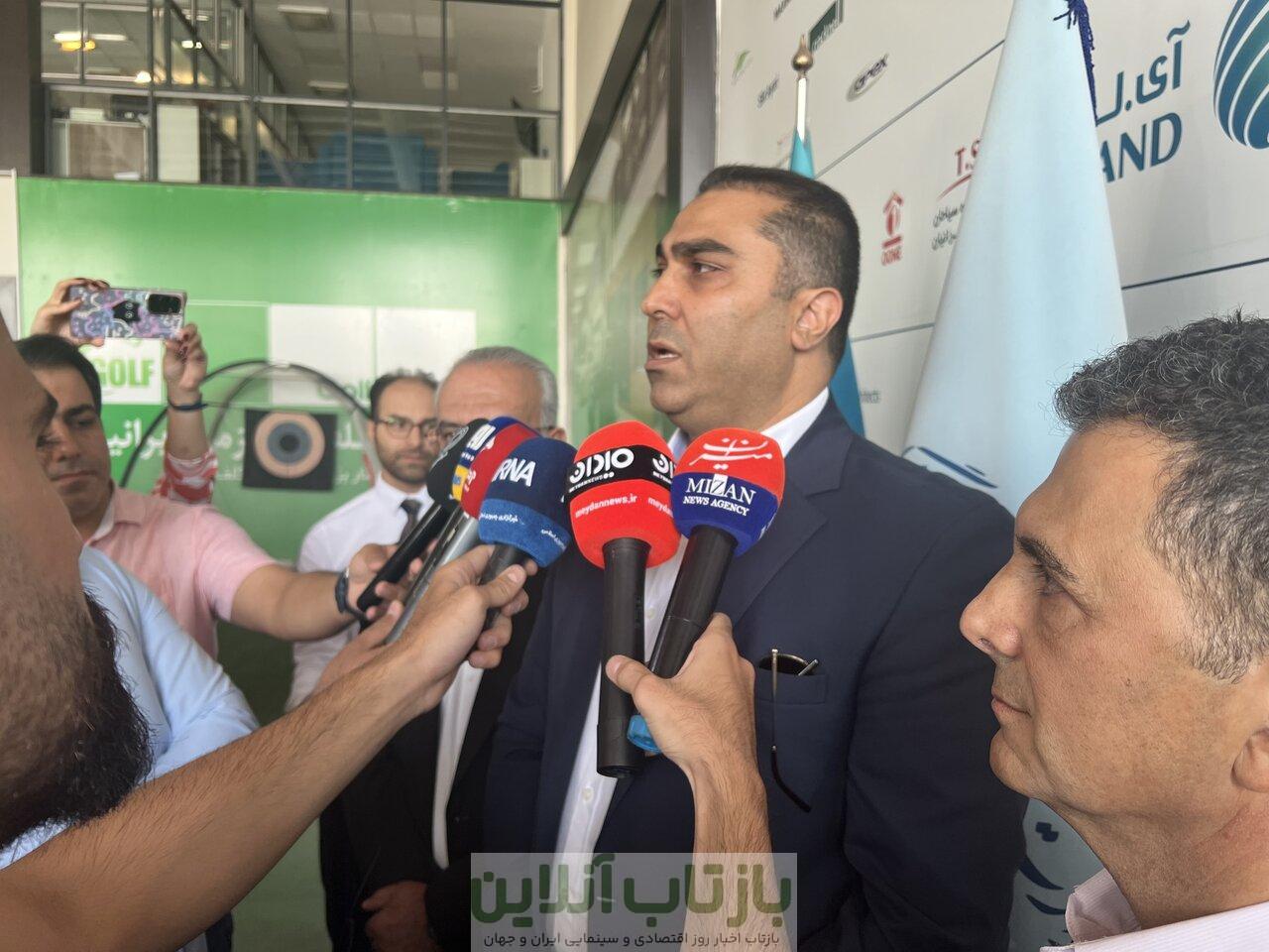 واکنش فدراسیون موتورسواری و اتومبیلرانی به گواهینامه موتورسواری بانوان