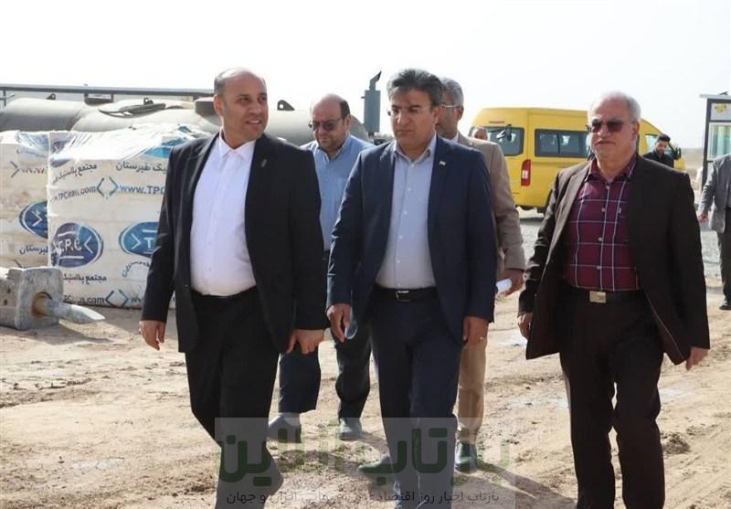 بزرگترین مزرعه انرژی خورشیدی استان تهران در ورامین کلید خورد