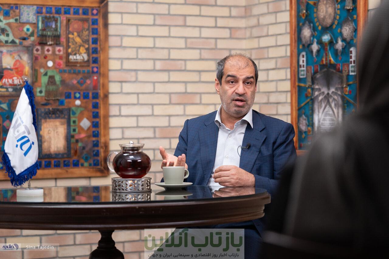 ببینید| سخنگوی صنعت آب: این حجم یارانه می‌دهیم اما گوشت و مرغ و مسکن به قیمت جهانی عرضه می‌شود