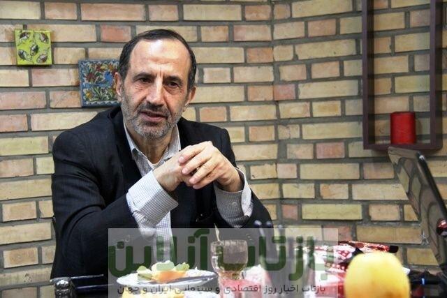 خوش چهره: بازار ارز آرام می‌گیرد/ افزایش اخیر نرخ دلار بیشتر ریشه روانی دارد تا اقتصادی