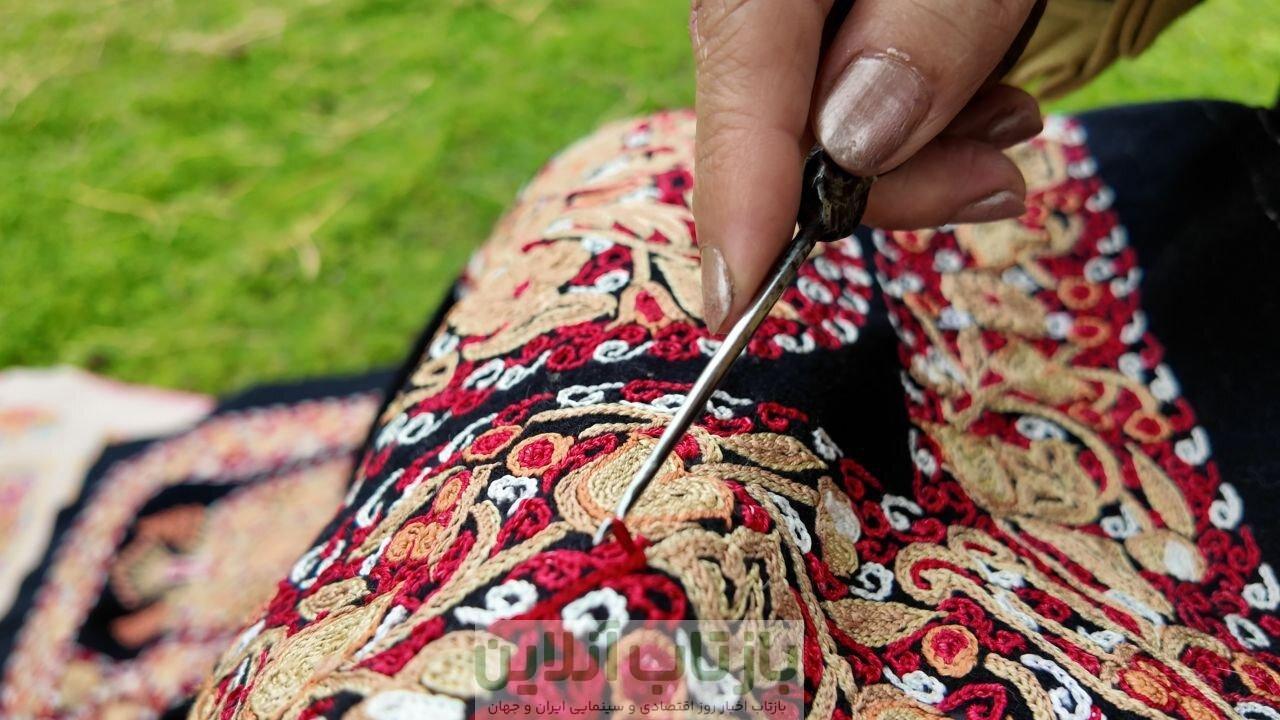 «میراث ابریشم و رنگ»؛ روایتی از هنر رشتی‌دوزی