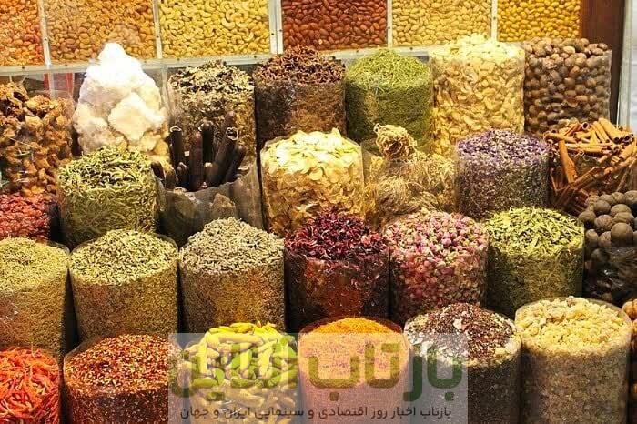 عملکرد عطاری‌ها به طب سنتی آسیب می‌زند