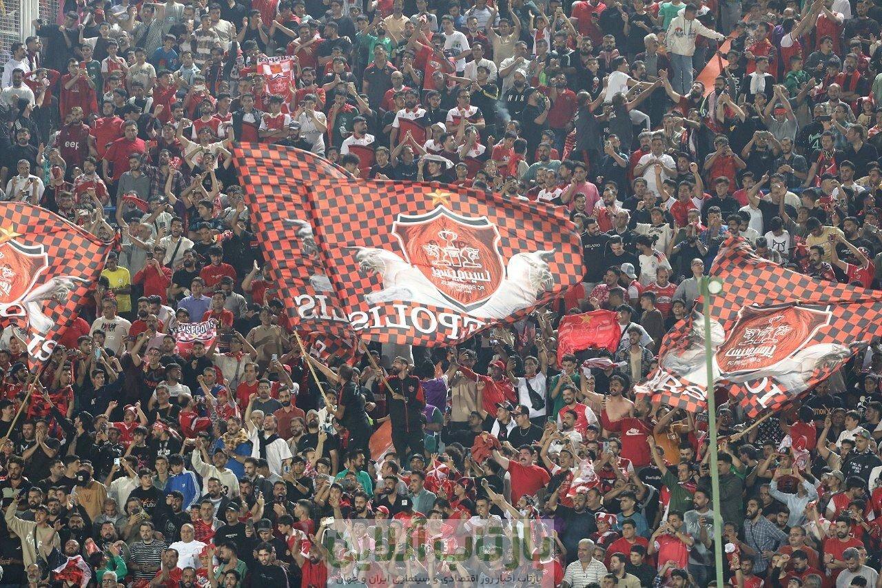 عکس| اتحاد بازیکنان پرسپولیس پیش از بازی با ذوب آهن/ درخواست ویژه از هواداران