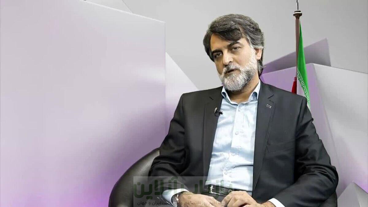 رسانه ملی از نهاد رهبری هم مهم‌تر است/  صداوسیما در برابر رفتار مجریانش گاهی از  سوراخ سوزن می‌گذرد و گاهی از در دروازه نه!