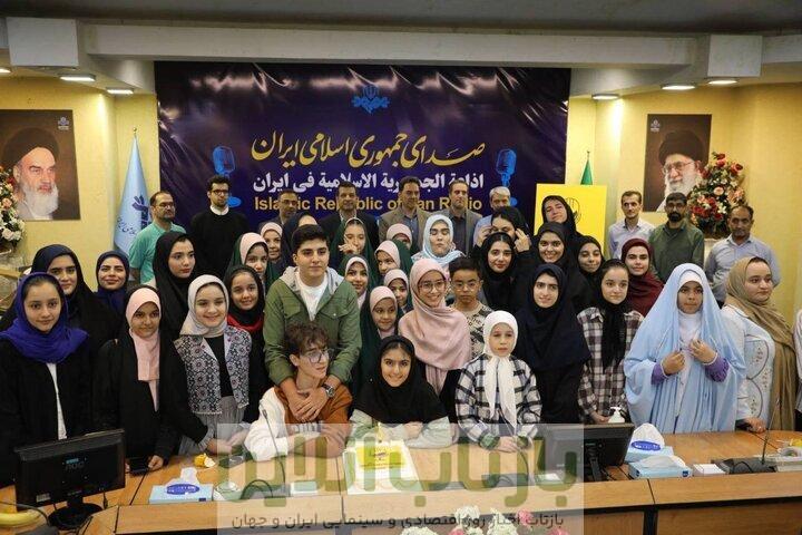 تولد سه سالگی باشگاه نوجوانان با حضور حدود یکصد نوجوان/ تجلیل از اعضای برنامه «جورواجور»