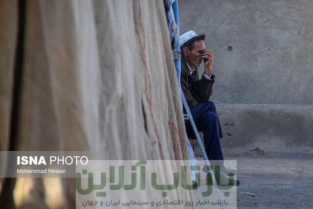 تصاویری از عزاداری اهالی روستای صابر کاظمی بعد از درگذشت او