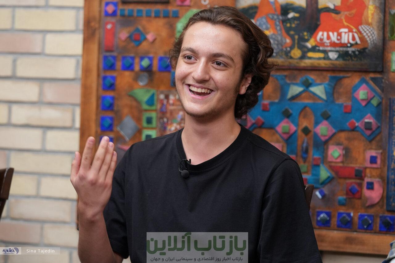 ببینید | دشوارهای بازی یک نوجوان در نقش جوانی زخمی روی تخت بیمارستان