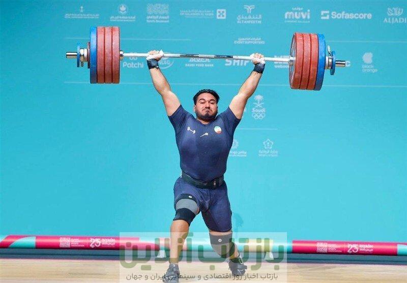 وزنه‌بردار رکورددار جوانان جهان: از مردم ایران عذرخواهی می کنم