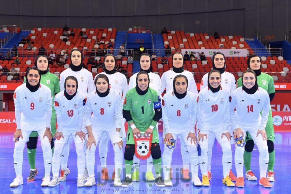 تساوی زنان فوتسالیست ایران و لهستان