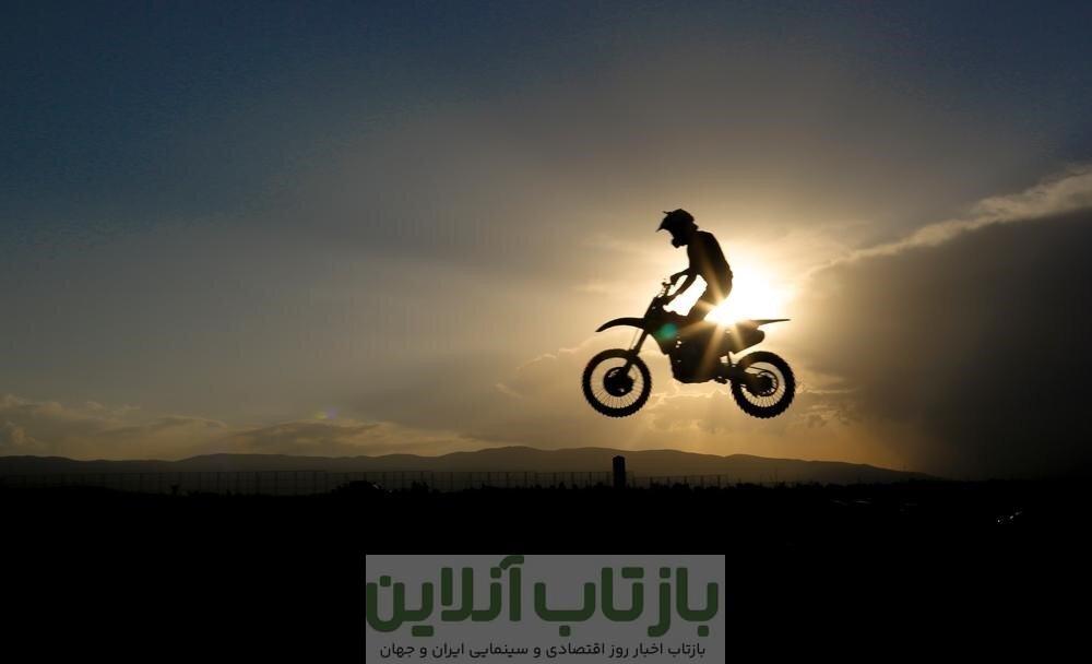 سانحه تلخ در پیست موتورکراس برای دختر موتورسوار