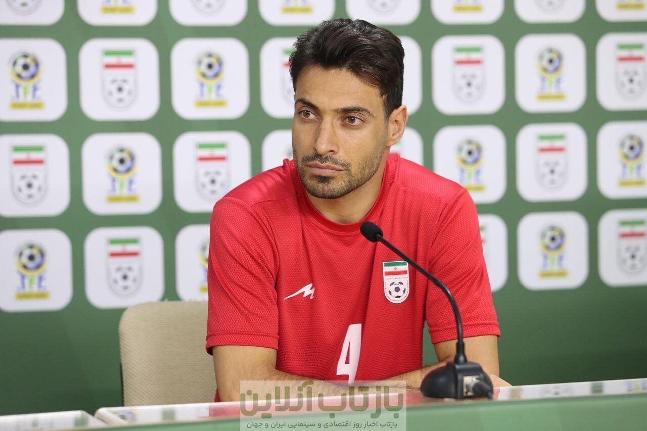 عکس| ژست شجاع خلیل‌زاده در هواپیما با ساعت ٣ میلیارد تومانی