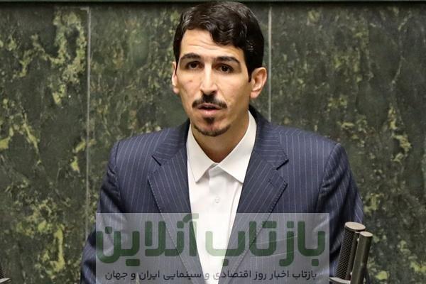 انتقاد یک نماینده از مصوبه بنزینی دولت/ این مصوبه ناعادلانه و خلاف قانون است