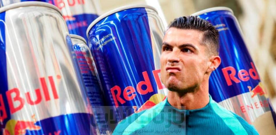 انتشار ویدیویی جنجالی از CR7؛ رونالدو قبل از اخراج چه چیزی نوشید؟ 1 انتشار ویدیویی جنجالی از CR7؛ رونالدو قبل از اخراج چه چیزی نوشید؟