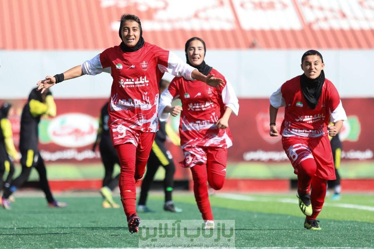 عکس | رونمایی از ۲ بمب زمستانی پرسپولیس