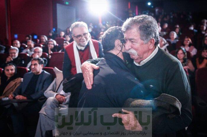 نکوداشت مستندساز عاشق ایران برگزار شد/ اهدای نشان فیروزه سینماحقیقت به فرهاد ورهرام 1 نکوداشت مستندساز عاشق ایران برگزار شد/ اهدای نشان فیروزه سینماحقیقت به فرهاد ورهرام