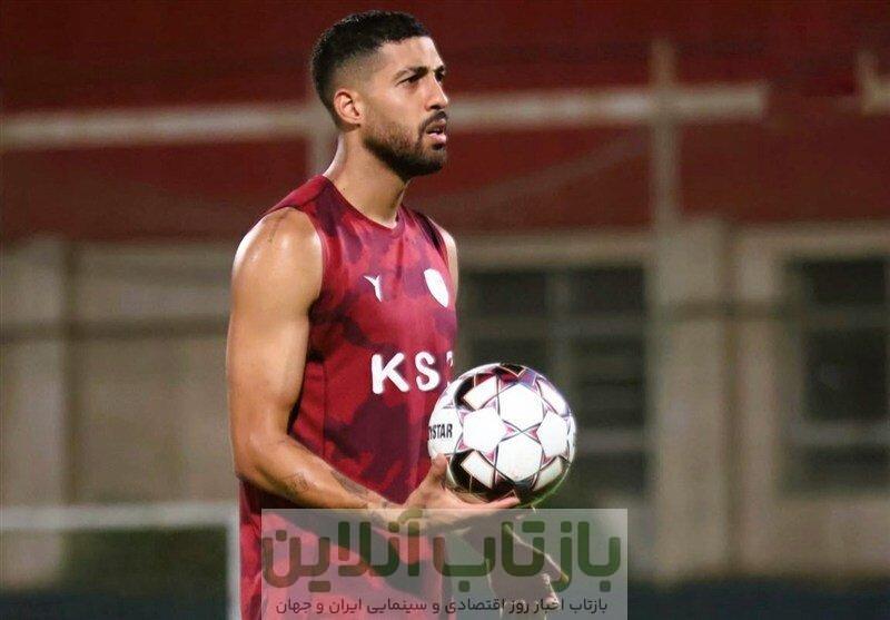 عکس | قرار عاشقانه بازیکن لیگ برتری و همسرش در فولاد آرنا