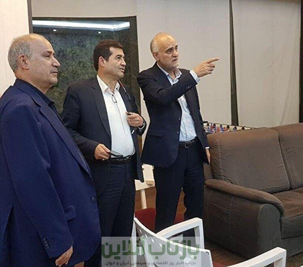 نه دنیامالی و نه تاج، نمی توانند در برابر بی اخلاقی های فوتبالی ها بایستند/ جریمه هم که می کنند برای درامد است