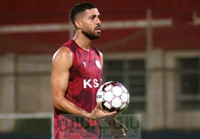 عکس | قرار عاشقانه بازیکن لیگ برتری و همسرش در فولاد آرنا