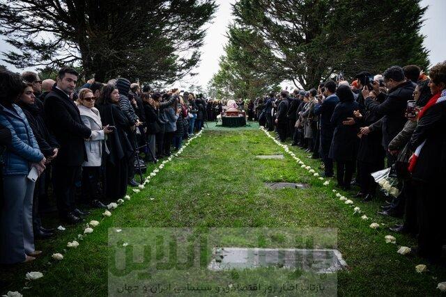 تصاویری تازه از خاکسپاری بهرام بیضایی 7 تصاویری تازه از خاکسپاری بهرام بیضایی