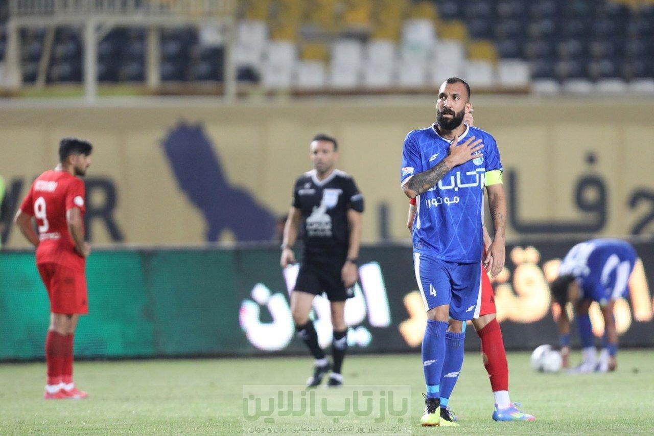 بازگشت کاپیتان به ترکیب استقلال 1 بازگشت کاپیتان به ترکیب استقلال