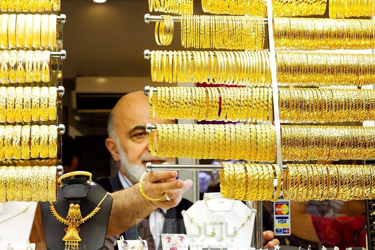 هشدار شدید رییس اتحادیه طلا درباره خرید طلا/ این فروشندگان، خالیفروشی میکنند؛ سرمایههای مردم بر باد میرود! 1 هشدار شدید رییس اتحادیه طلا درباره خرید طلا/ این فروشندگان، خالیفروشی میکنند؛ سرمایههای مردم بر باد میرود!