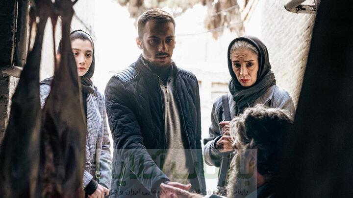 نگاه «ماریا» به گیشه ایران نبود؛ روایتی از تهدید به قتل یک بازیگر! 3 نگاه «ماریا» به گیشه ایران نبود؛ روایتی از تهدید به قتل یک بازیگر!