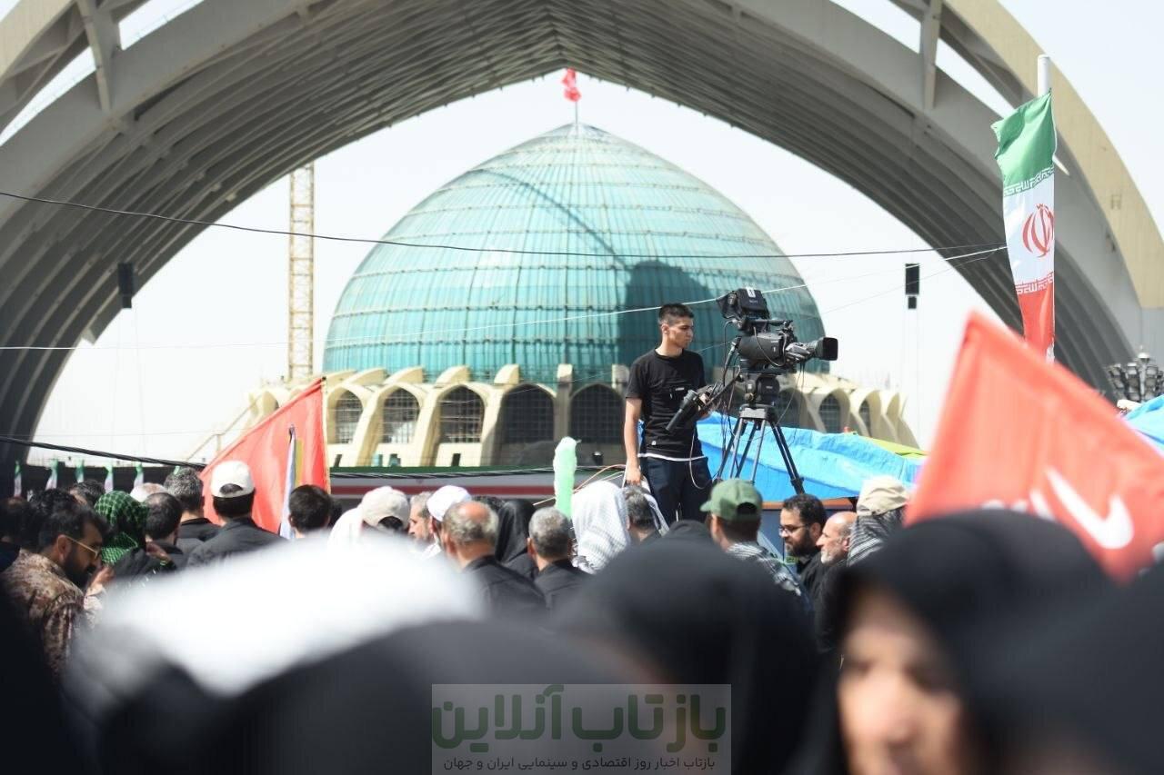 مستندسازی گسترده انجمن سینمای جوانان ایران از آیین بدرقه پیکر رهبر شهید انقلاب 1 مستندسازی گسترده انجمن سینمای جوانان ایران از آیین بدرقه پیکر رهبر شهید انقلاب