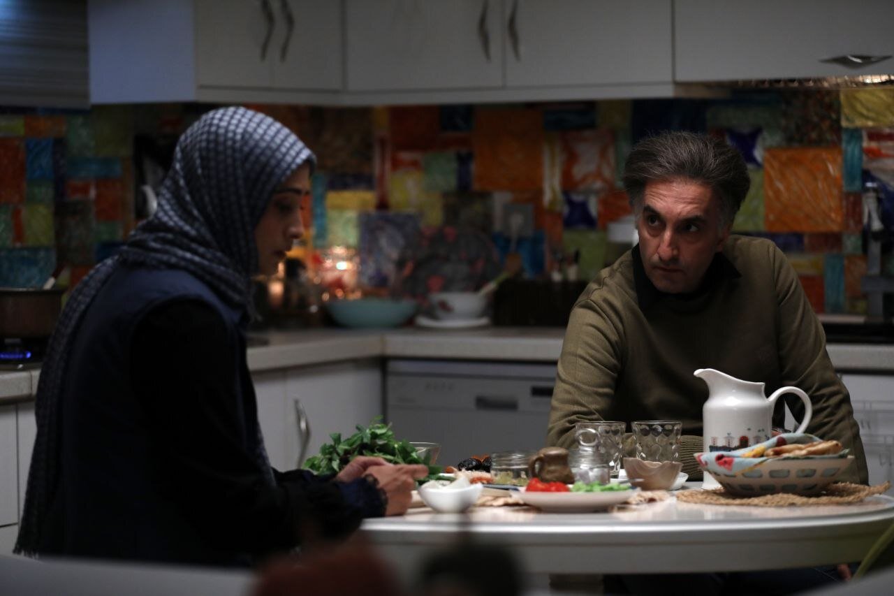 «قصه فرهاد»؛ قصه انتخاب یک زوج در روزهای جنگ 1 «قصه فرهاد»؛ قصه انتخاب یک زوج در روزهای جنگ