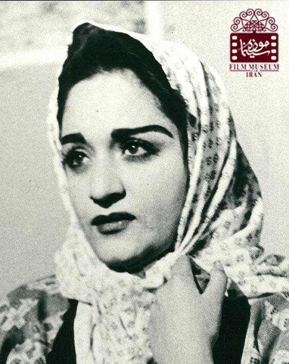شهلا ریاحی؛ زنی با چند زندگی در یک عمر / ز ستاره دهه ۳۰ تا «مادر مهربان» سینمای ایران 3 شهلا ریاحی؛ زنی با چند زندگی در یک عمر / ز ستاره دهه ۳۰ تا «مادر مهربان» سینمای ایران