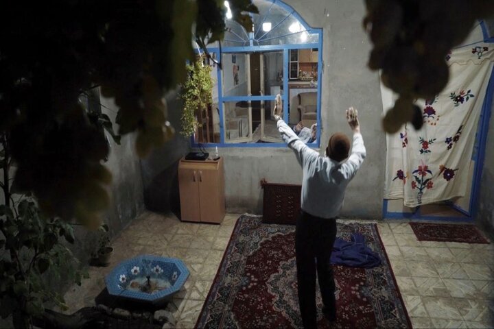 «فصل انگور»؛ قصه عشقی که در روزهای ترس از کرونا شکل گرفت 1 جلوه عشق در روزهای اضطراب؛ قبل از هرچیز باید سوژه خود را بشناسیم