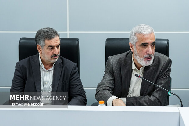گزارش «دارو» روی میز قالیباف 2 گزارش «دارو» روی میز قالیباف