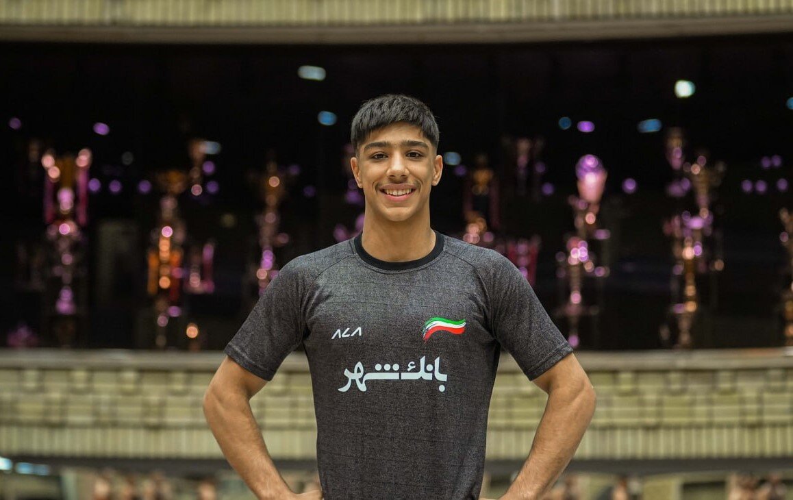 ستاره جدید کشتی از لاس وگاس طلوع کرد؛ اهورا خاطری، پادشاه بازگشتها 1 ستاره جدید کشتی از لاس وگاس طلوع کرد؛ اهورا خاطری، پادشاه بازگشتها